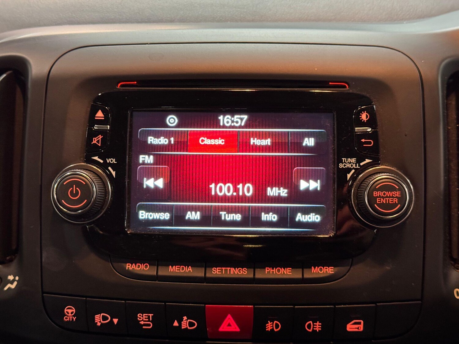 Used Fiat 500L 2014 for sale - 77376651: Photo 30