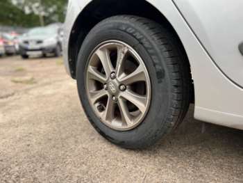 Used Hyundai i10 2014 for sale - 75071461: Photo