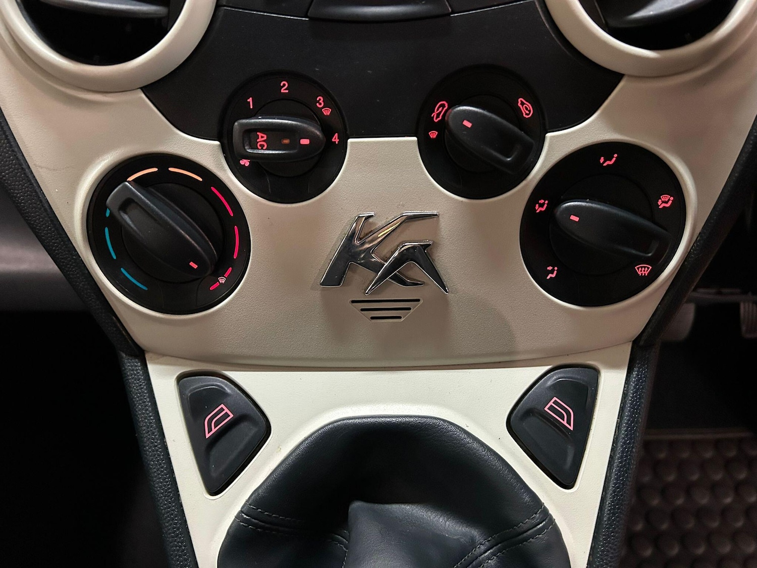 Used Ford Ka 2014 for sale - 77109430: Photo 21