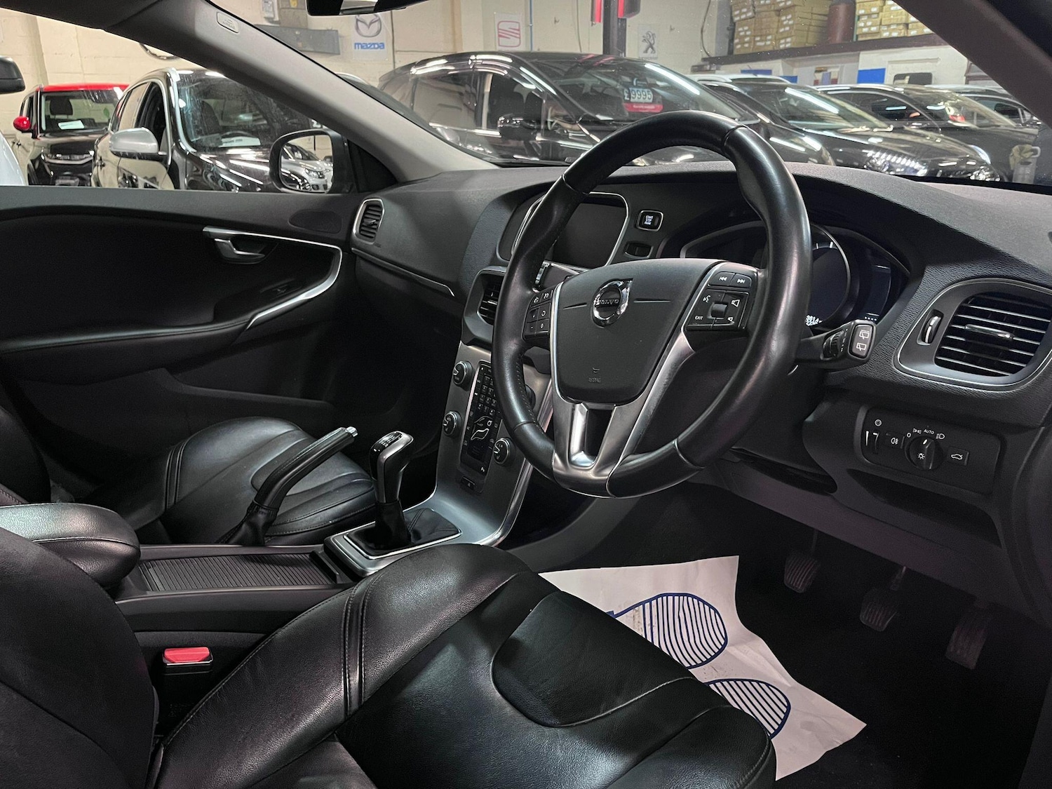 Used Volvo V40 2017 for sale - 77254025: Photo 15