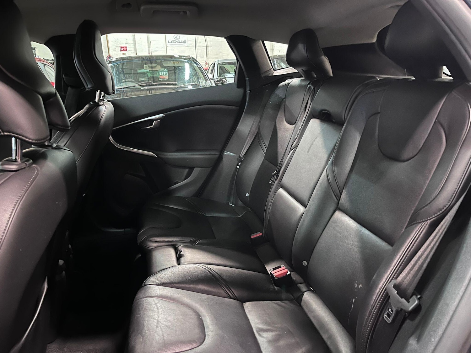 Used Volvo V40 2017 for sale - 77254025: Photo 25