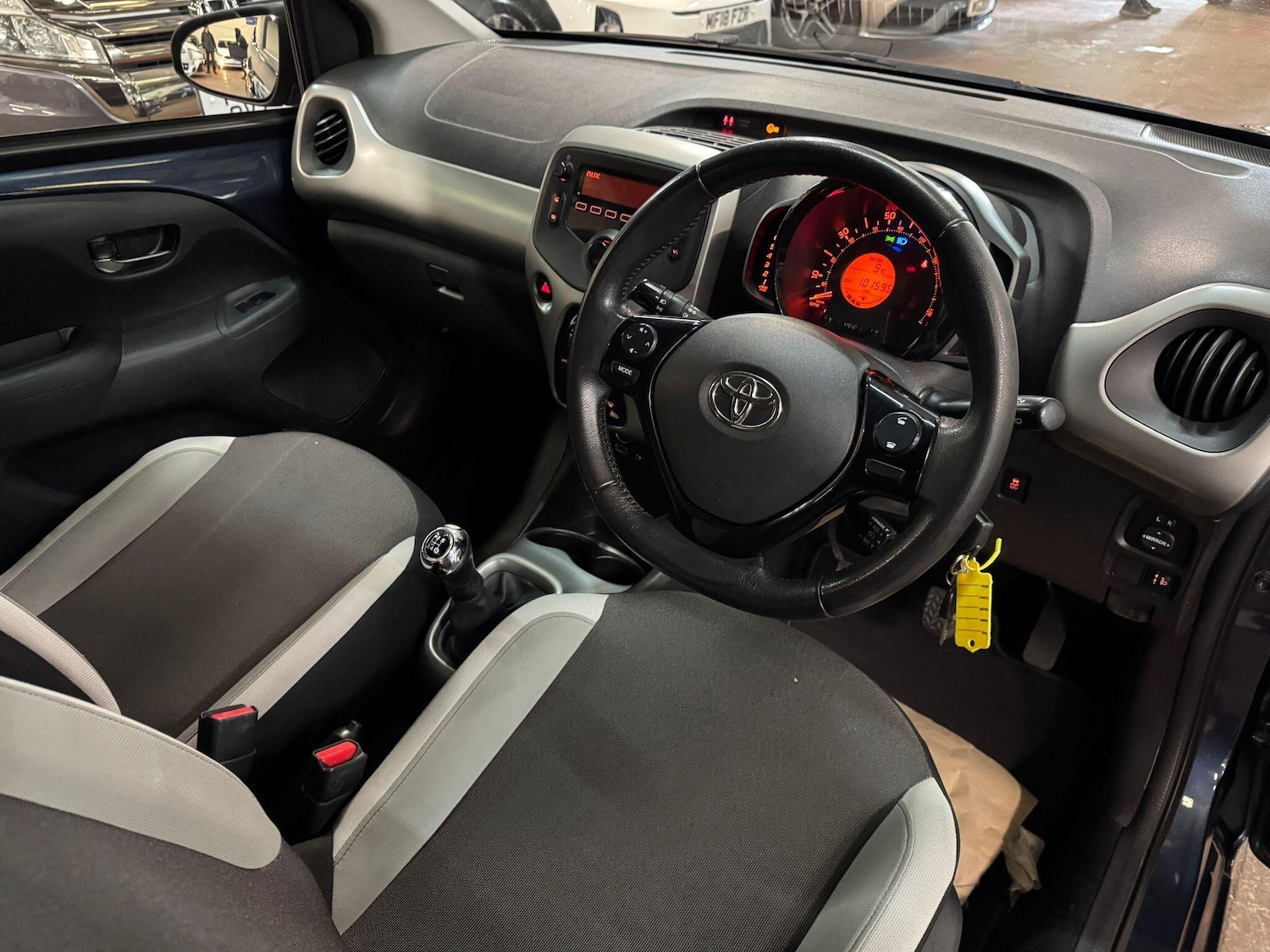 Used Toyota AYGO 2016 for sale - 77939341: Photo 11