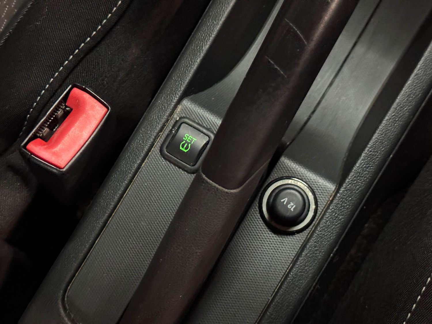 Used Skoda Rapid 2015 for sale - 77559762: Photo 33