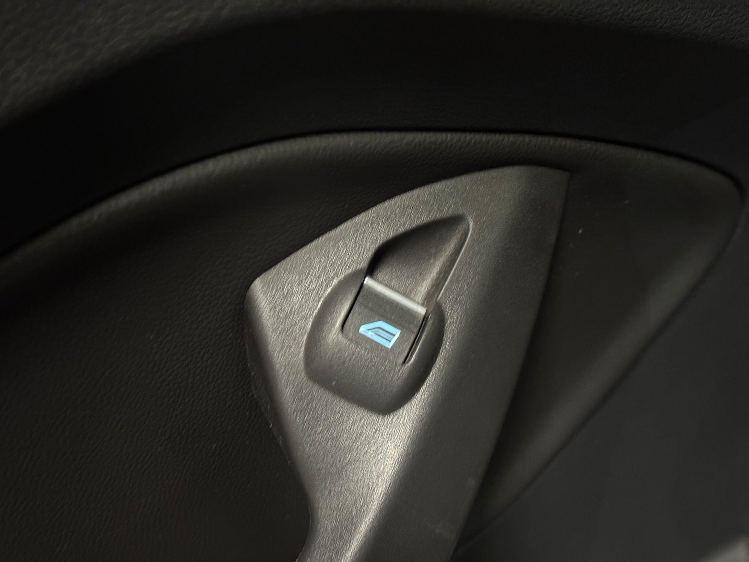 Used Ford Kuga 2017 for sale - 77441145: Photo 24