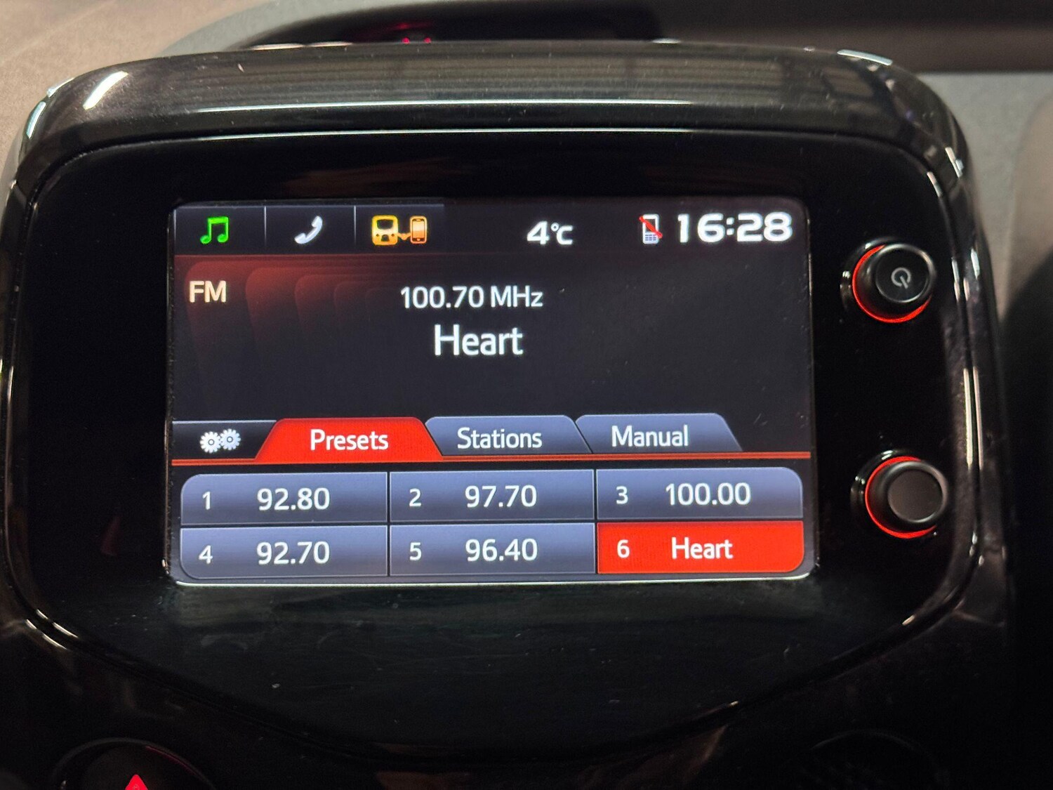 Used Toyota AYGO for sale - 77496675: Photo 31