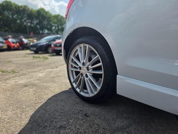 Used Suzuki Swift 2015 for sale - 78695172: Photo