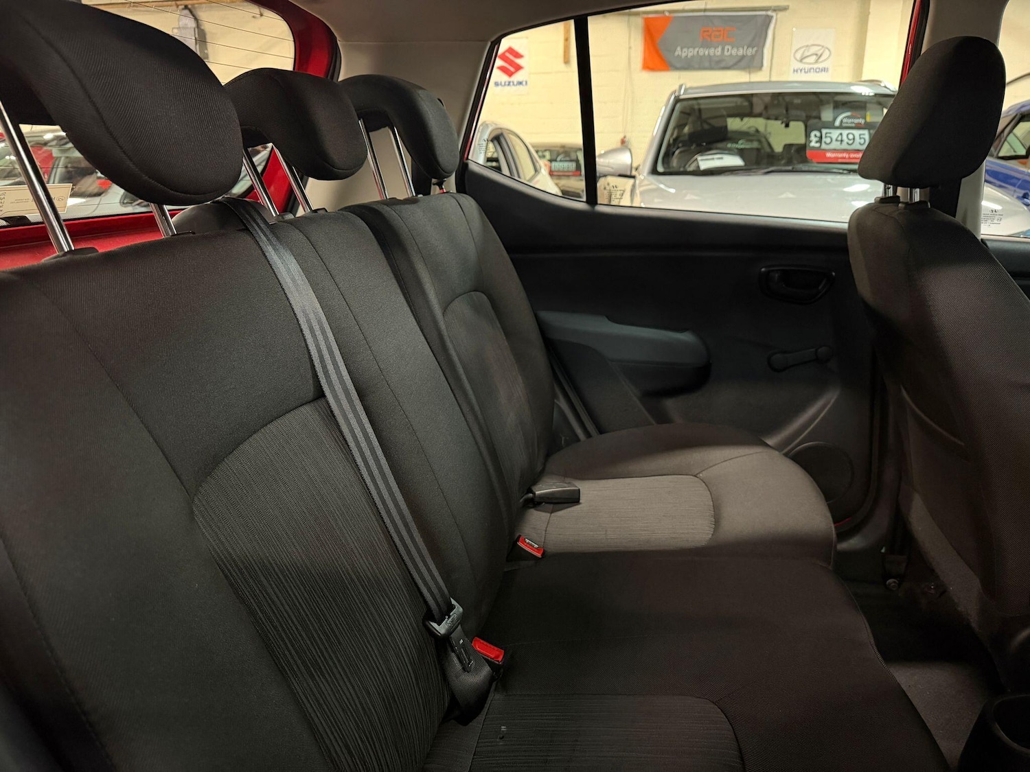 Used Hyundai i10 2012 for sale - 76370827: Photo 16