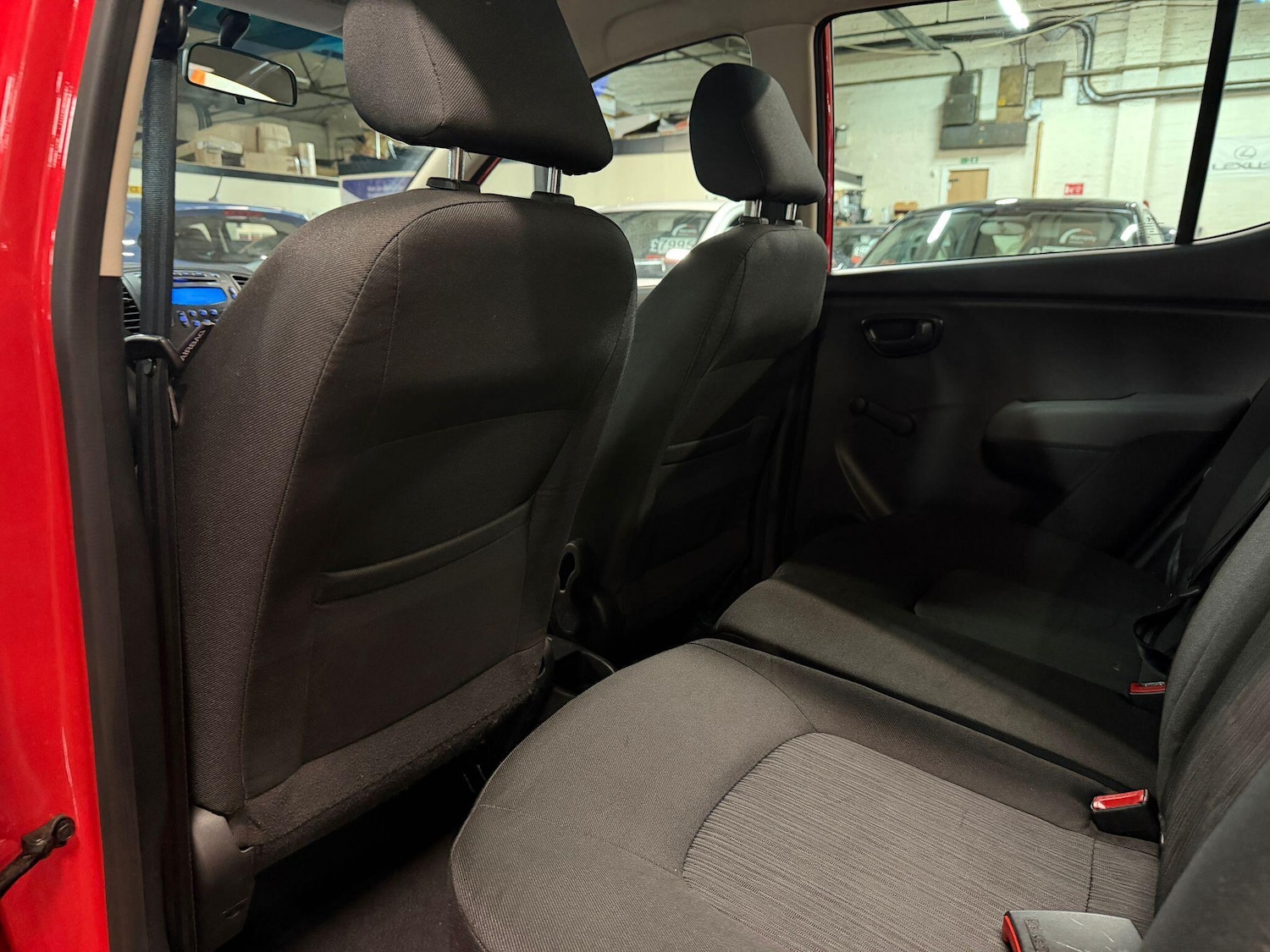 Used Hyundai i10 2012 for sale - 76370827: Photo 19