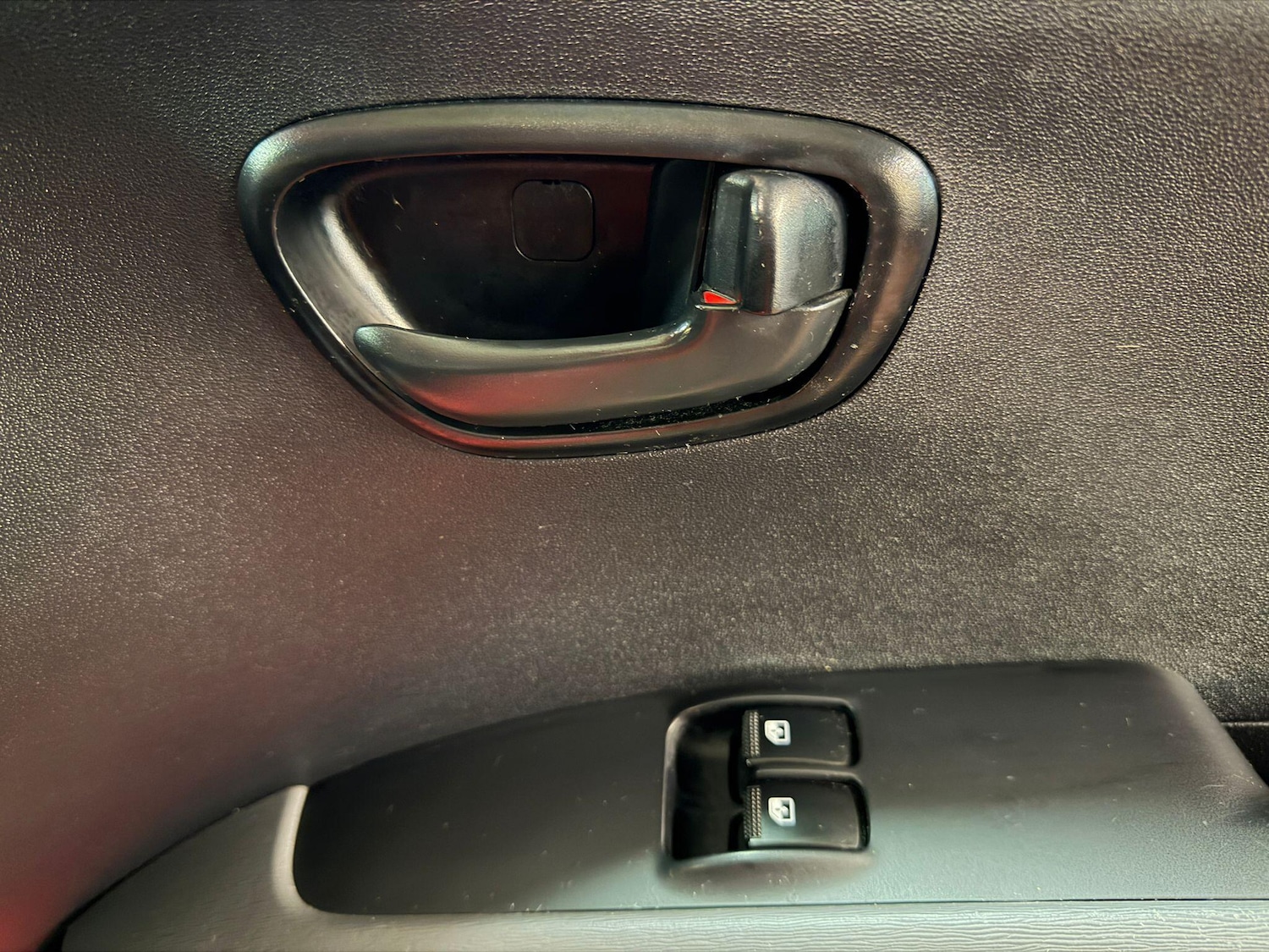Used Hyundai i10 2012 for sale - 76370827: Photo 23
