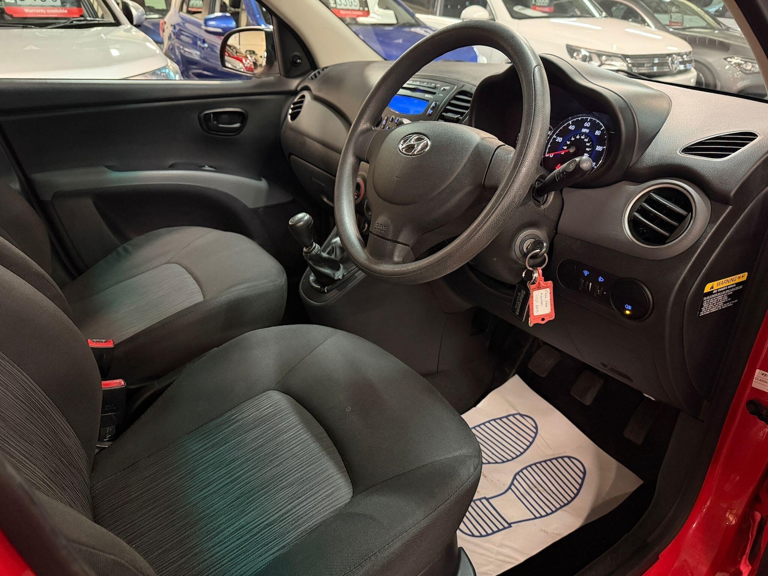Used Hyundai i10 2012 for sale - 76370827: Photo 9