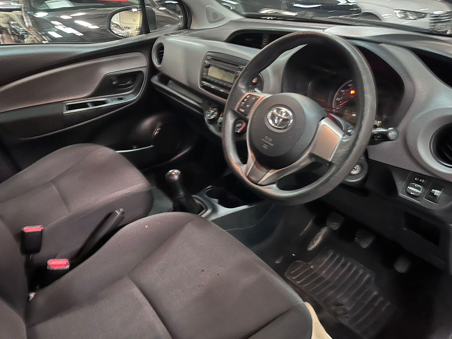 Used Toyota Yaris for sale - 76997279: Photo 16