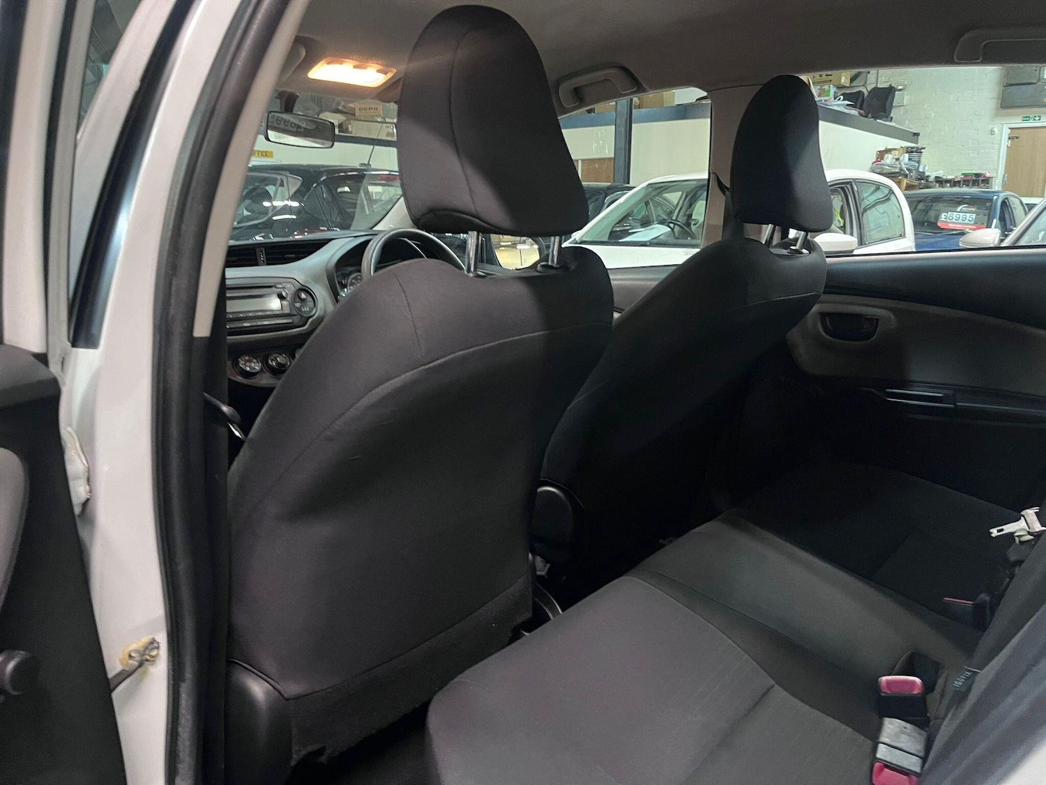 Used Toyota Yaris for sale - 76997279: Photo 26