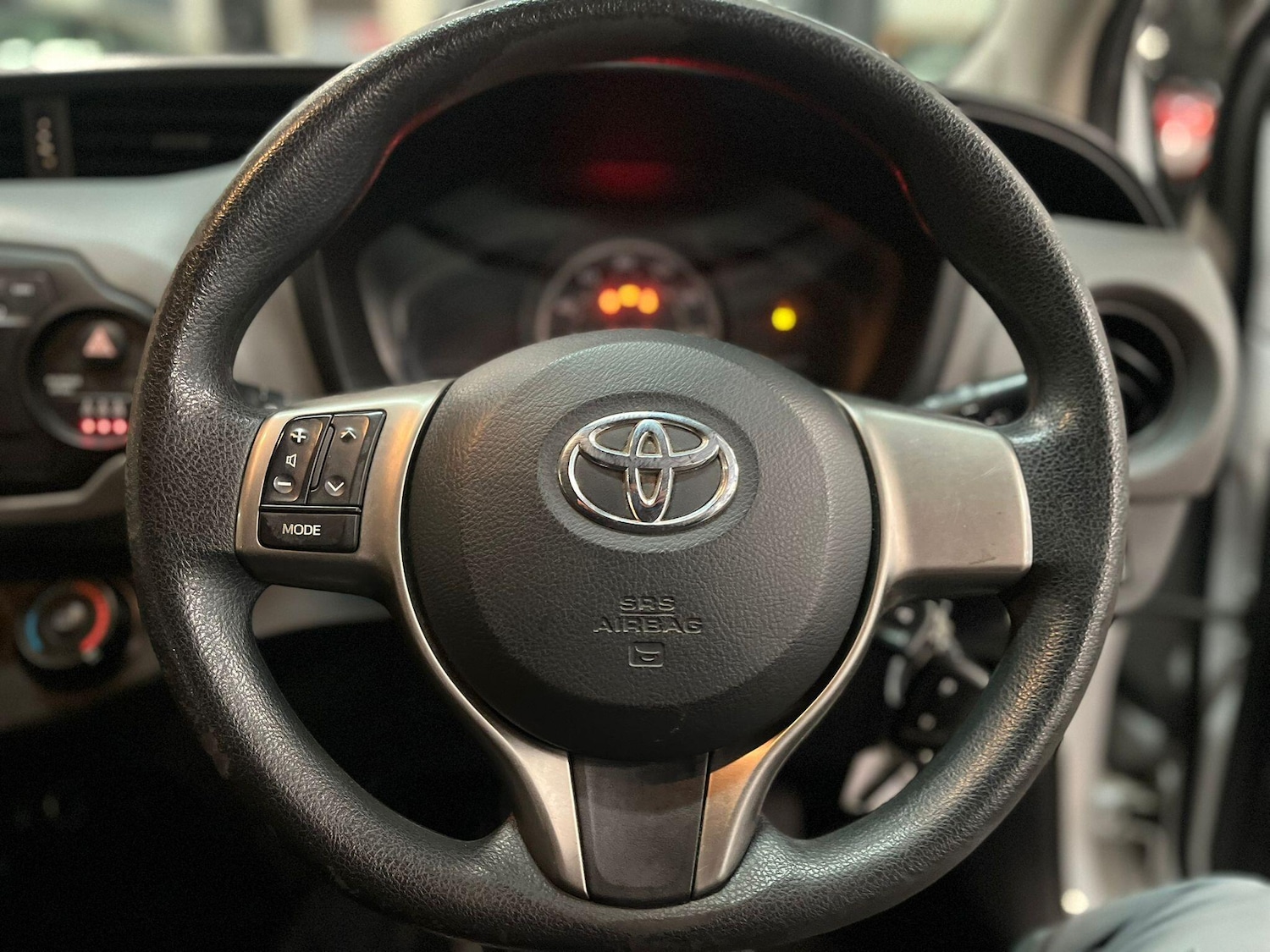 Used Toyota Yaris for sale - 76997279: Photo 28