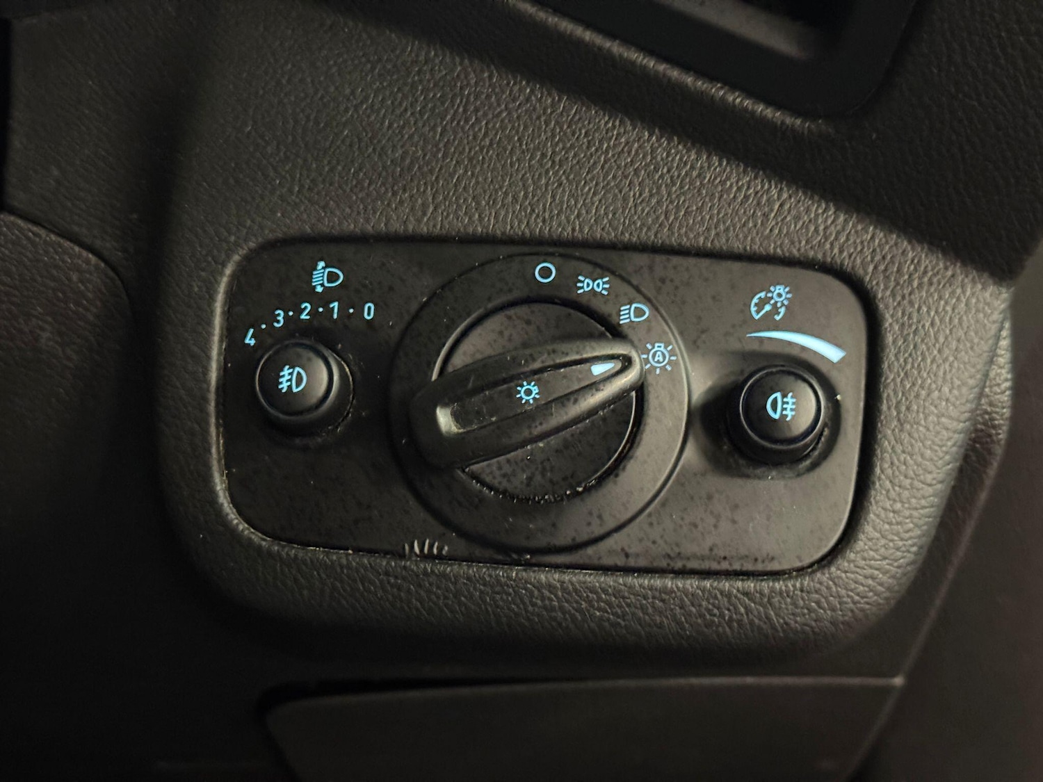 Used Ford Kuga 2017 for sale - 77564975: Photo 30