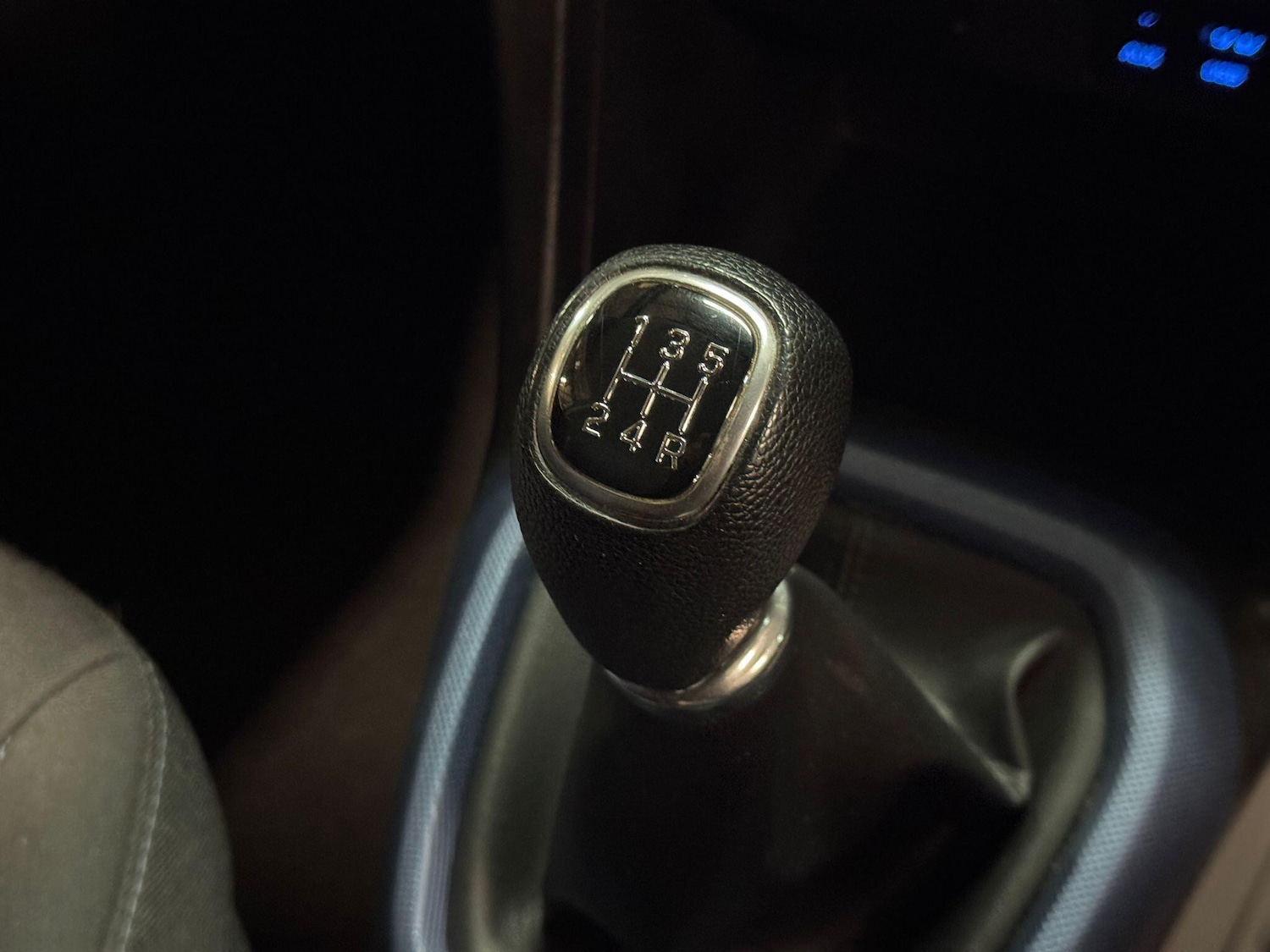 Used Hyundai i10 2016 for sale - 76537955: Photo 35