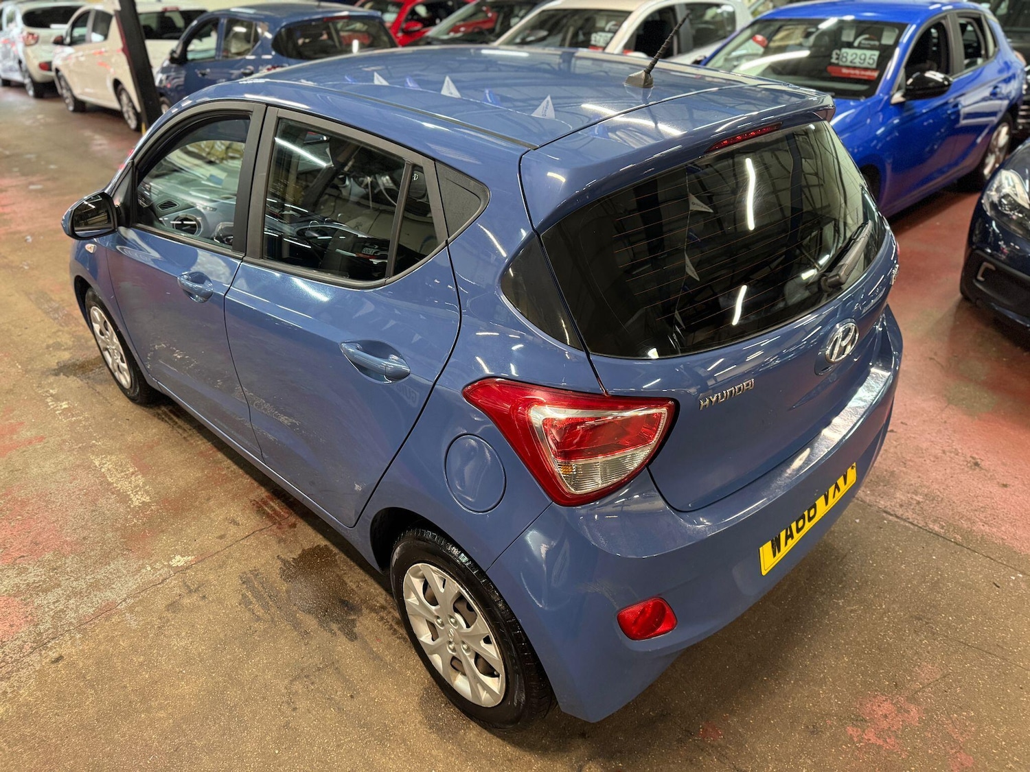 Used Hyundai i10 2016 for sale - 76537955: Photo 8