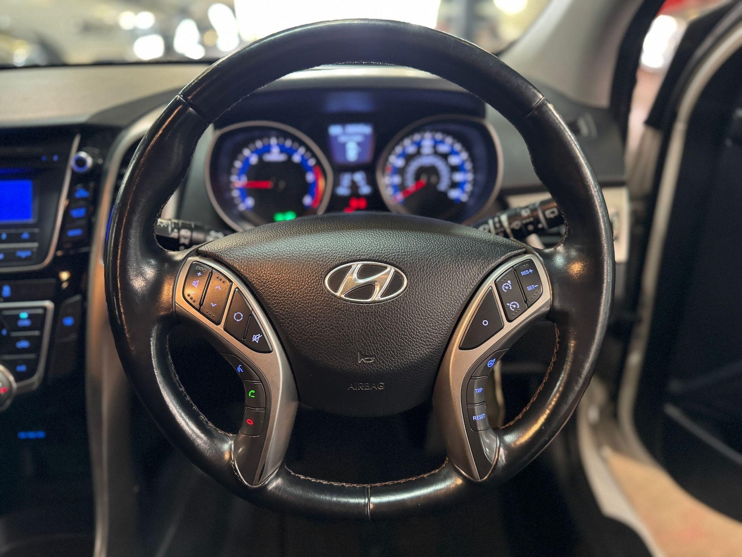 Used Hyundai i30 2013 for sale - 77671443: Photo 23