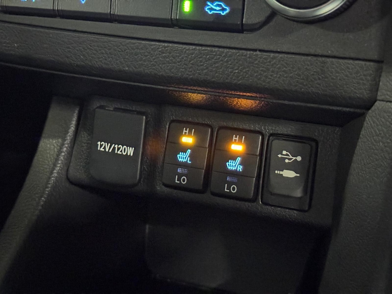 Used Toyota Auris 2015 for sale - 77215970: Photo 37