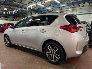 Used Toyota Auris 2015 for sale - 77215970: Photo
