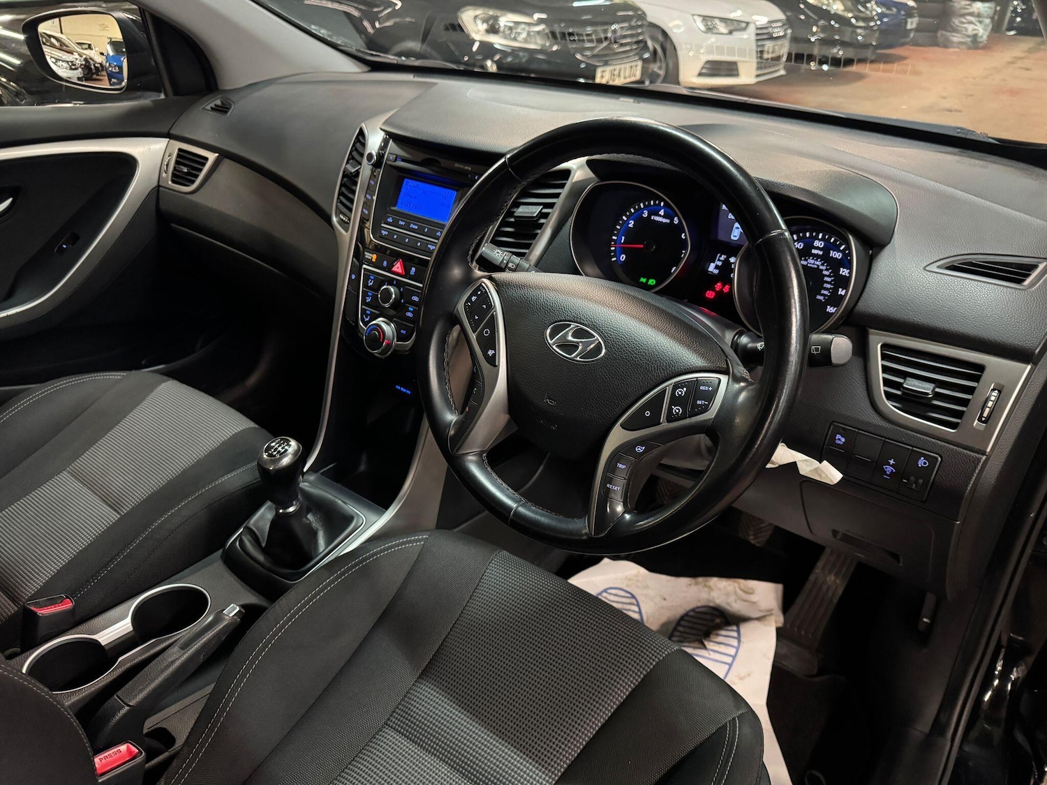 Used Hyundai i30 2014 for sale - 77016668: Photo 12