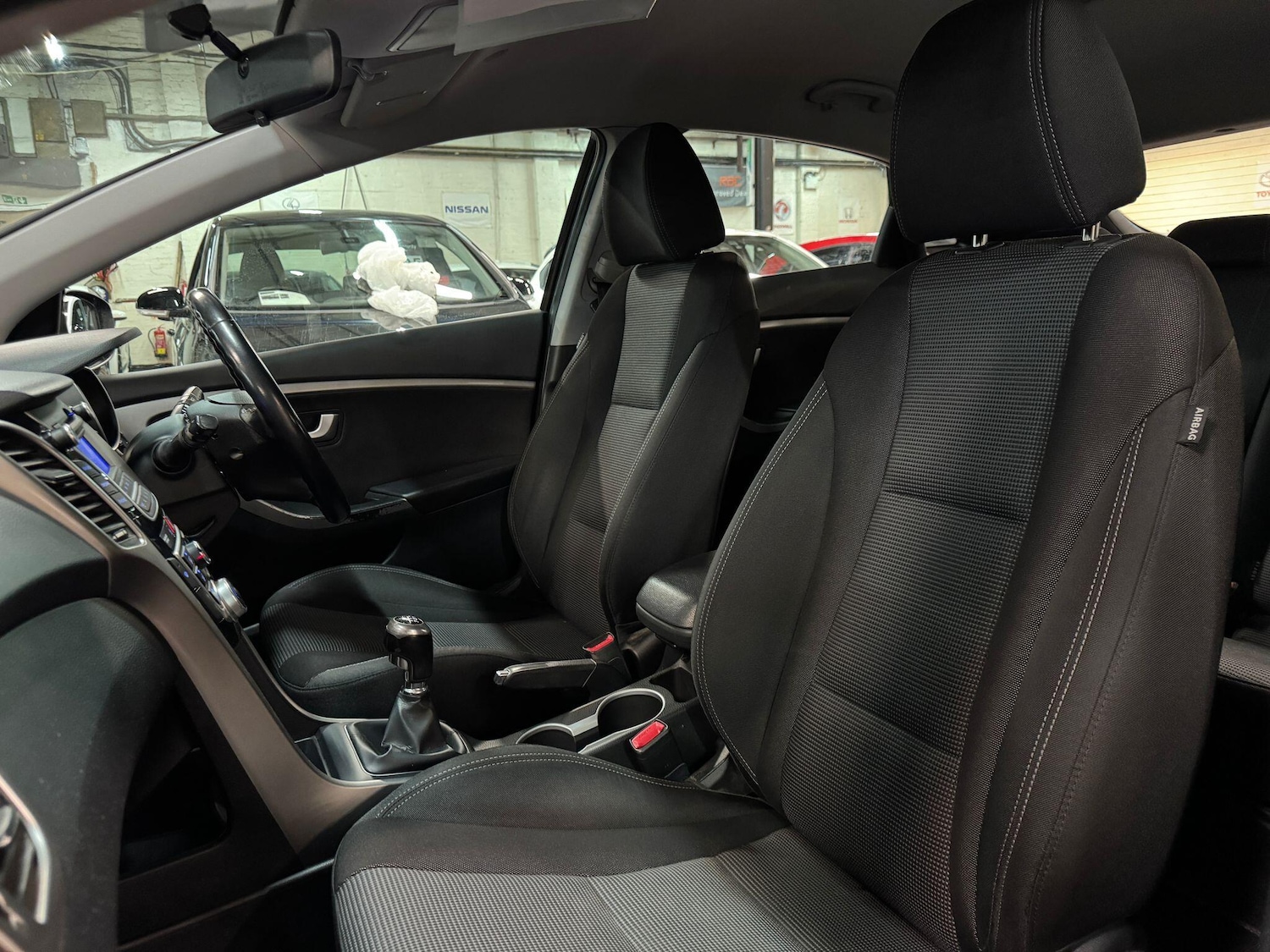 Used Hyundai i30 2014 for sale - 77016668: Photo 16