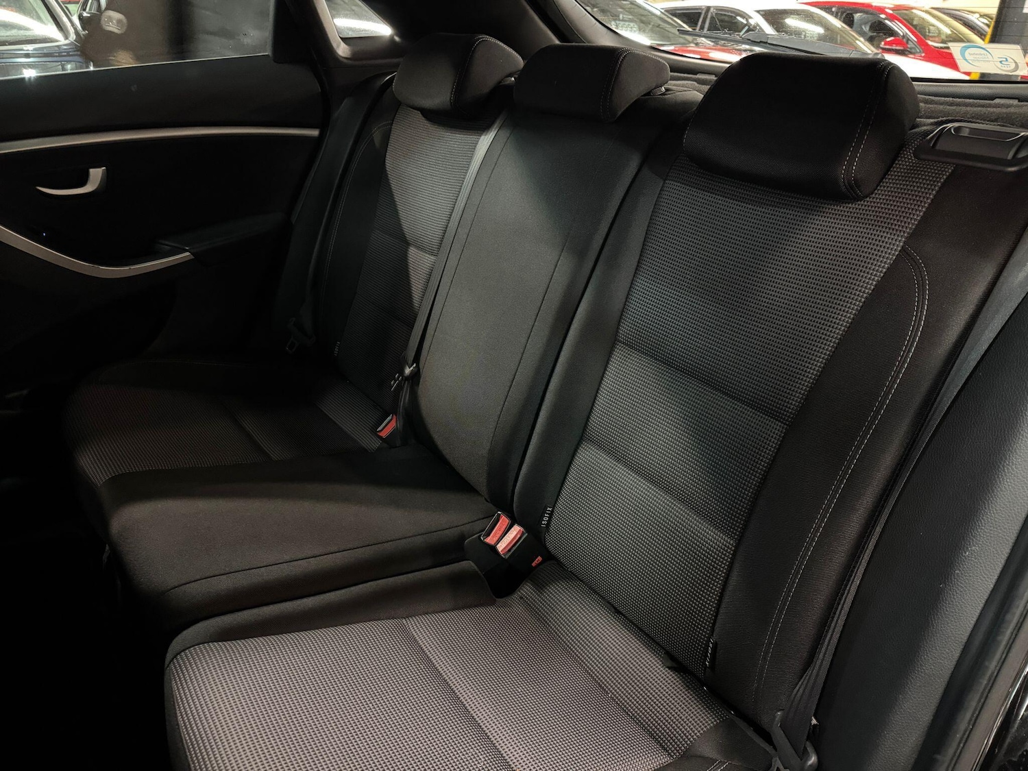 Used Hyundai i30 2014 for sale - 77016668: Photo 21