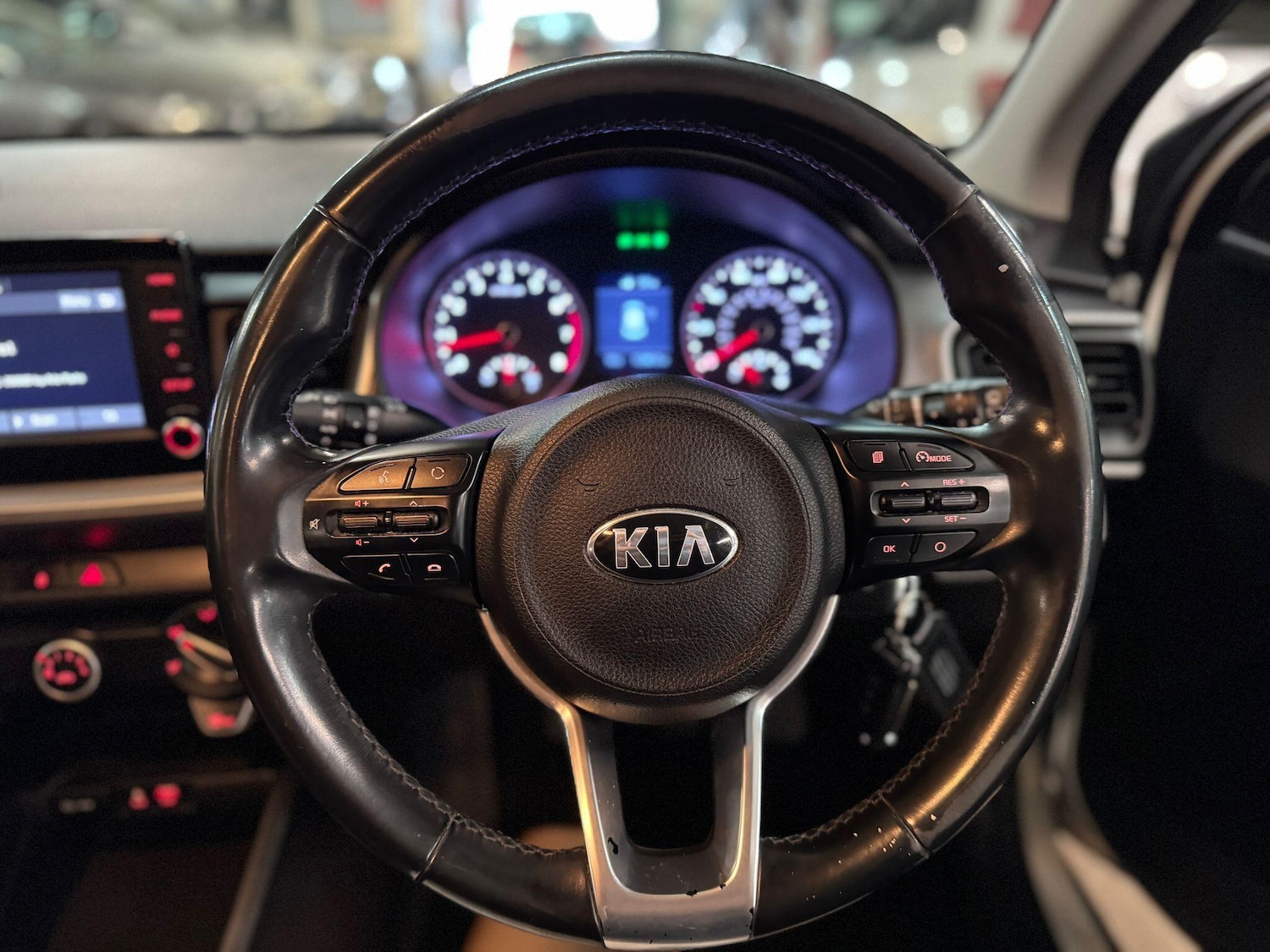 Used Kia Stonic 2018 for sale - 78147989: Photo 17