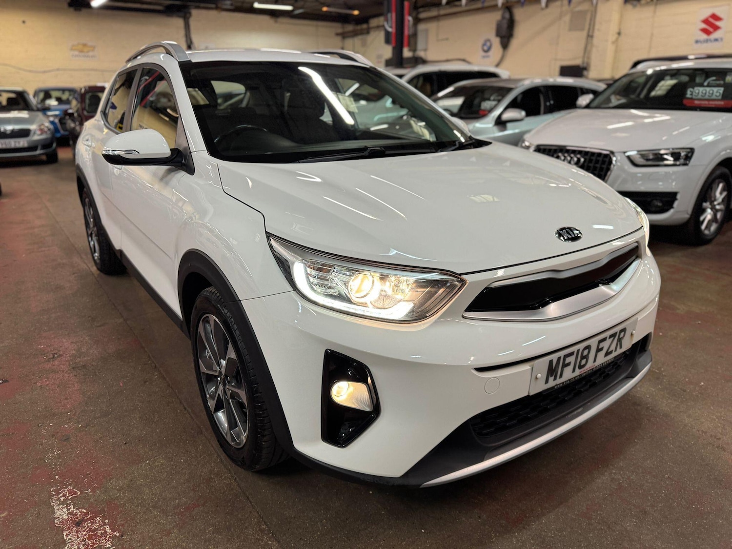 Used Kia Stonic 2018 for sale - 78147989: Photo 2