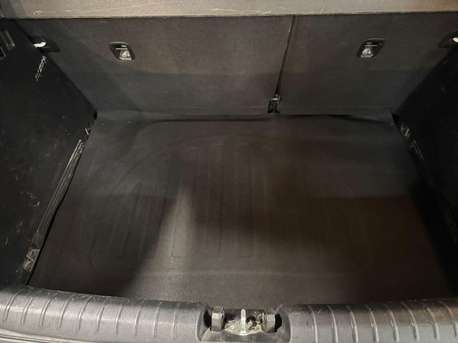 Used Kia Stonic 2018 for sale - 78147989: Photo 38