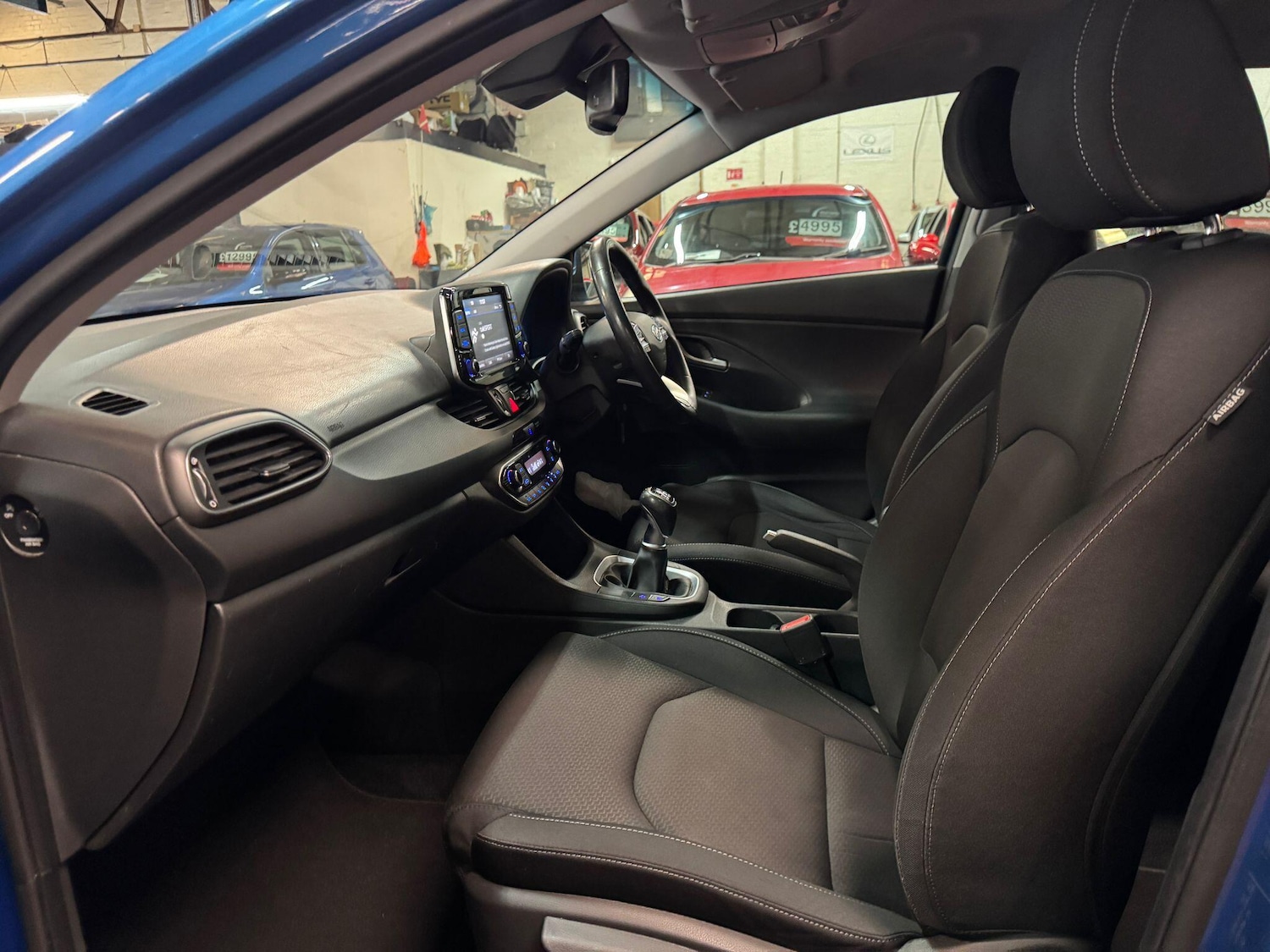 Used Hyundai i30 2018 for sale - 77696817: Photo 14