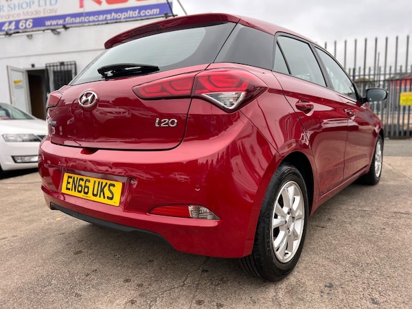 Used Hyundai i20 2017 for sale - 76215683: Photo 6