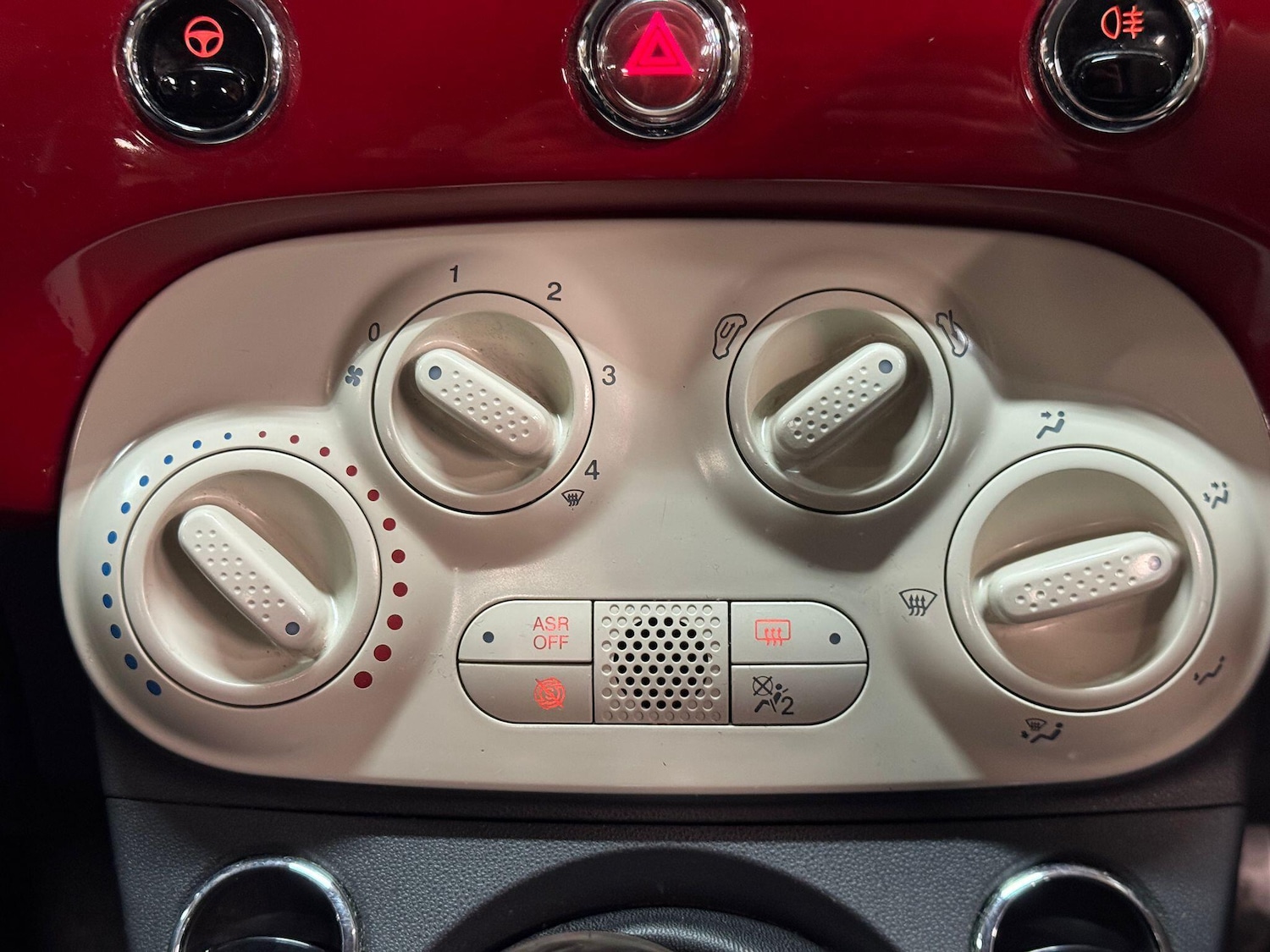 Used Fiat 500 2016 for sale - 77237725: Photo 23