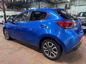 Used Mazda Mazda2 2016 for sale - 77564663: Photo