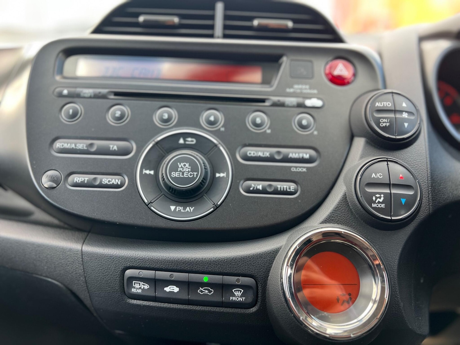Used Honda Jazz 2014 for sale - 76109447: Photo 19