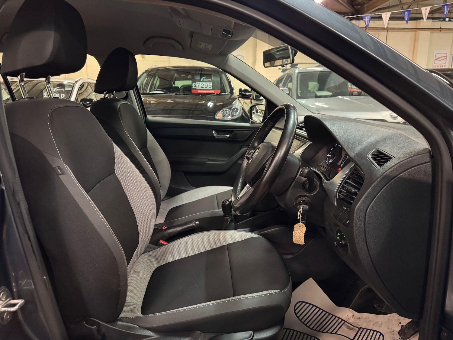 Used Skoda Fabia 2018 for sale - 77109298: Photo 11