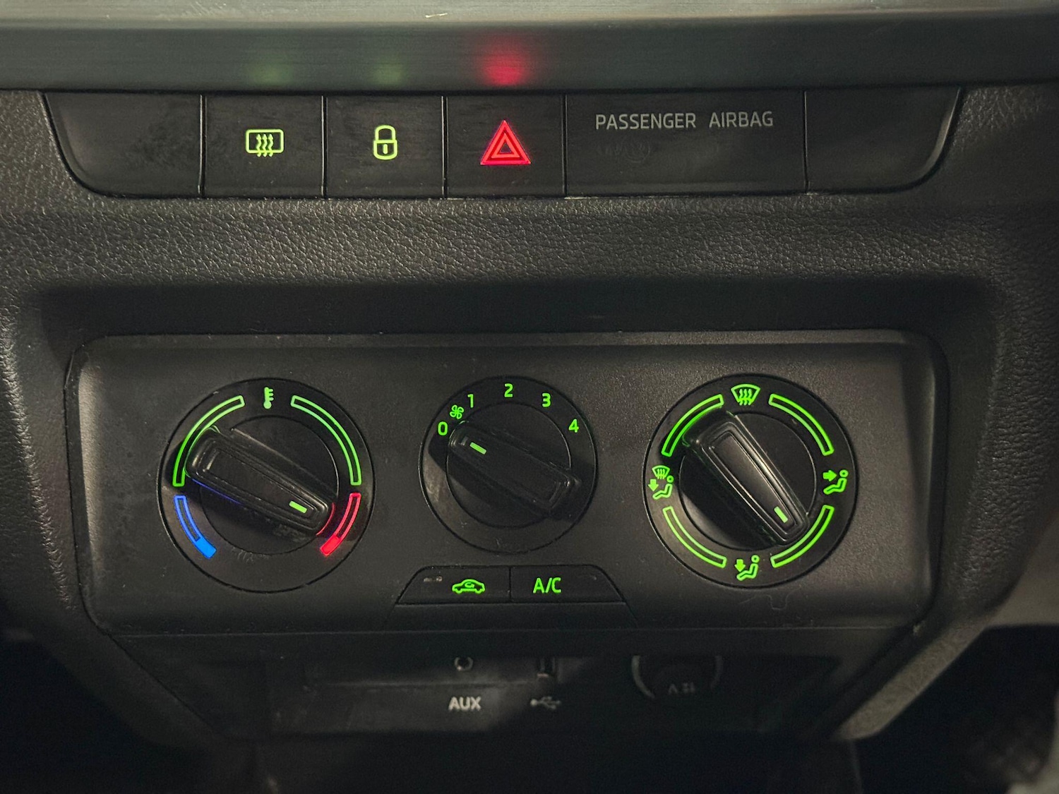 Used Skoda Fabia 2018 for sale - 77109298: Photo 35