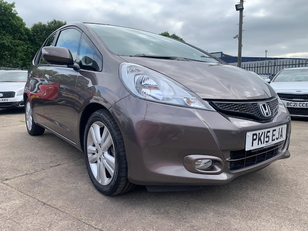 Used Honda Jazz 2015 for sale - 74653569: Photo 1