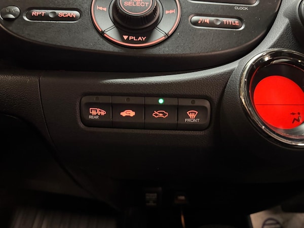 Used Honda Jazz 2015 for sale - 74653569: Photo 34