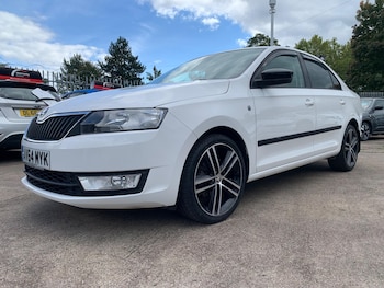 Used Skoda Rapid 2014 for sale - 76032240: Photo
