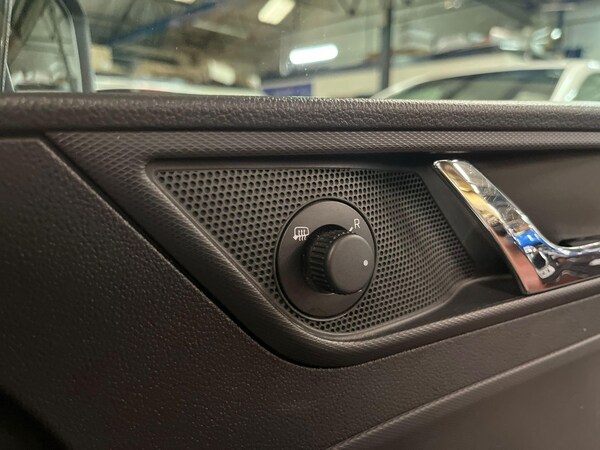 Used Skoda Rapid 2014 for sale - 76032240: Photo 35
