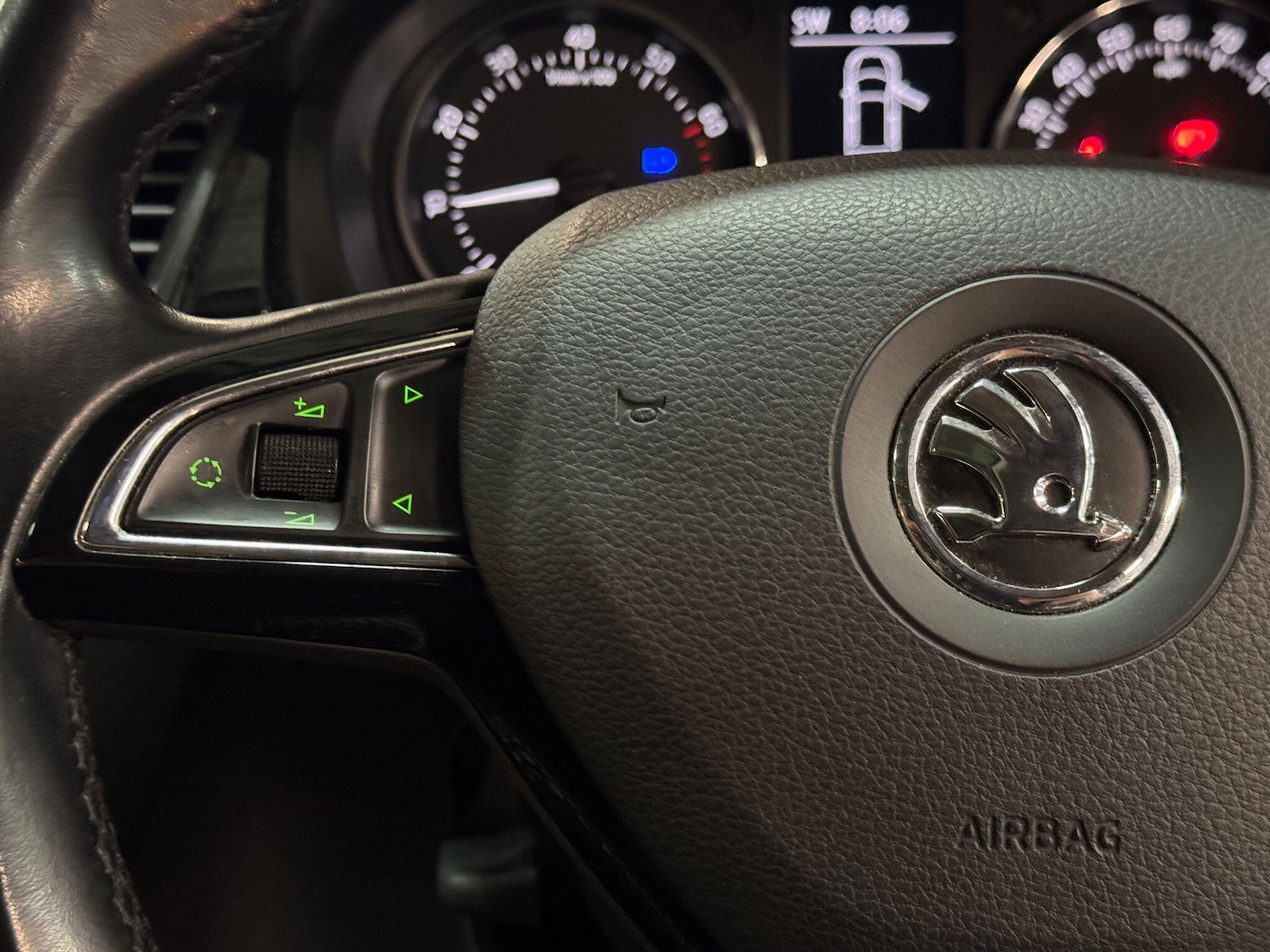 Used Skoda Rapid Spaceback 2015 for sale - 77306295: Photo 27