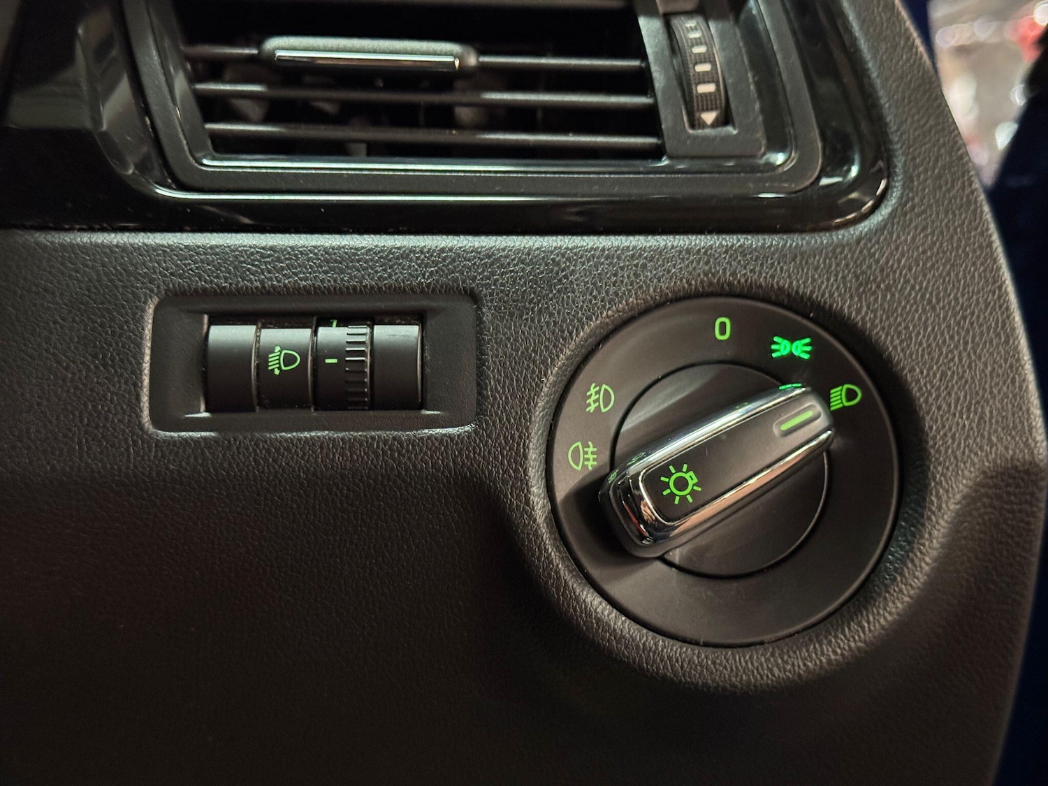 Used Skoda Rapid Spaceback 2015 for sale - 77306295: Photo 29