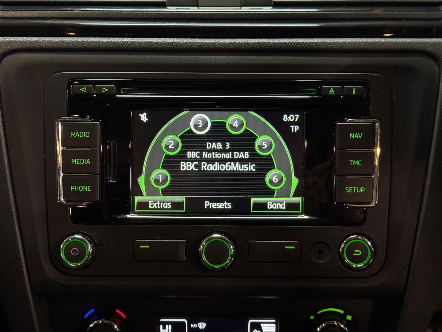 Used Skoda Rapid Spaceback 2015 for sale - 77306295: Photo 32