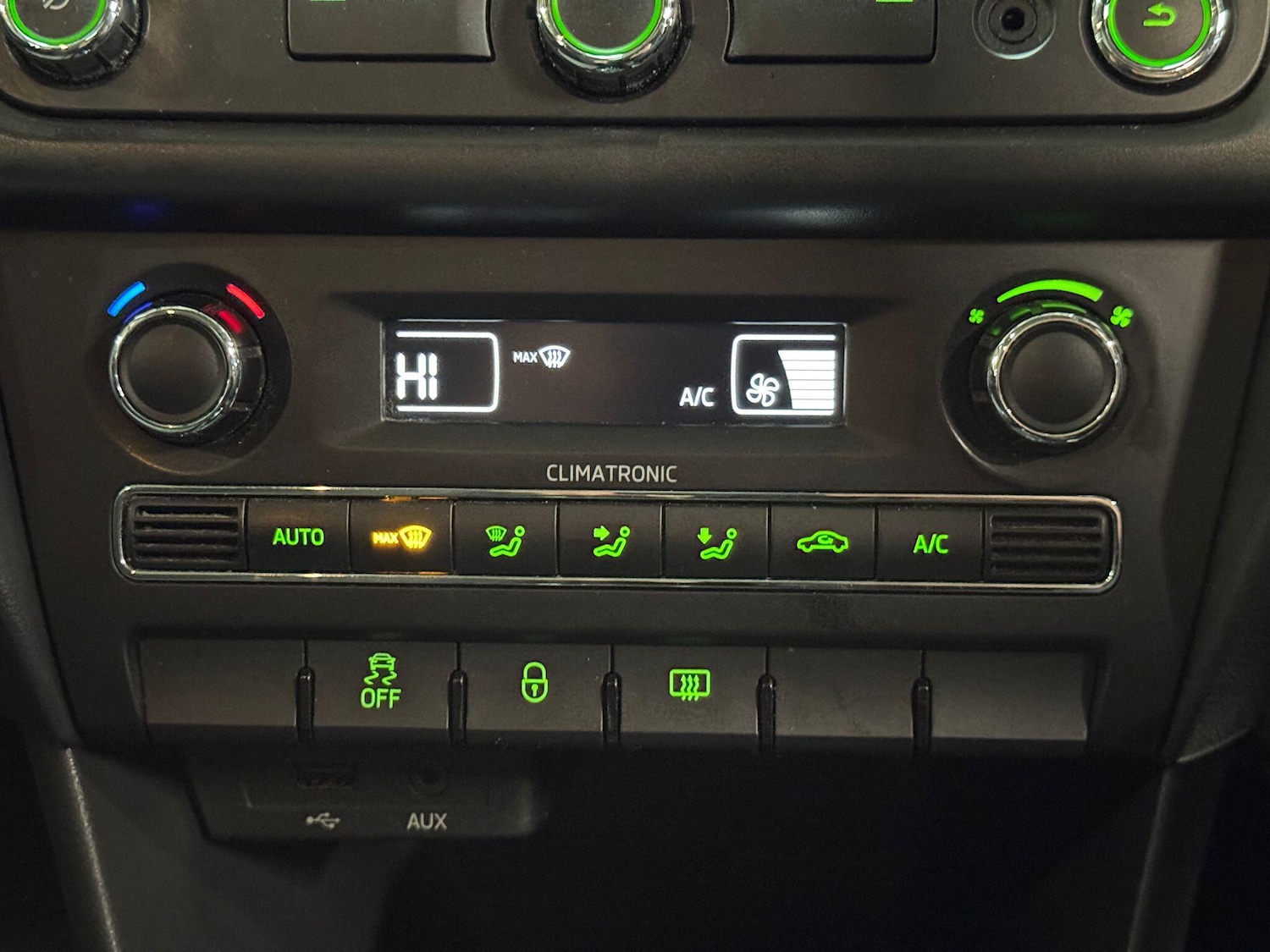 Used Skoda Rapid Spaceback 2015 for sale - 77306295: Photo 36