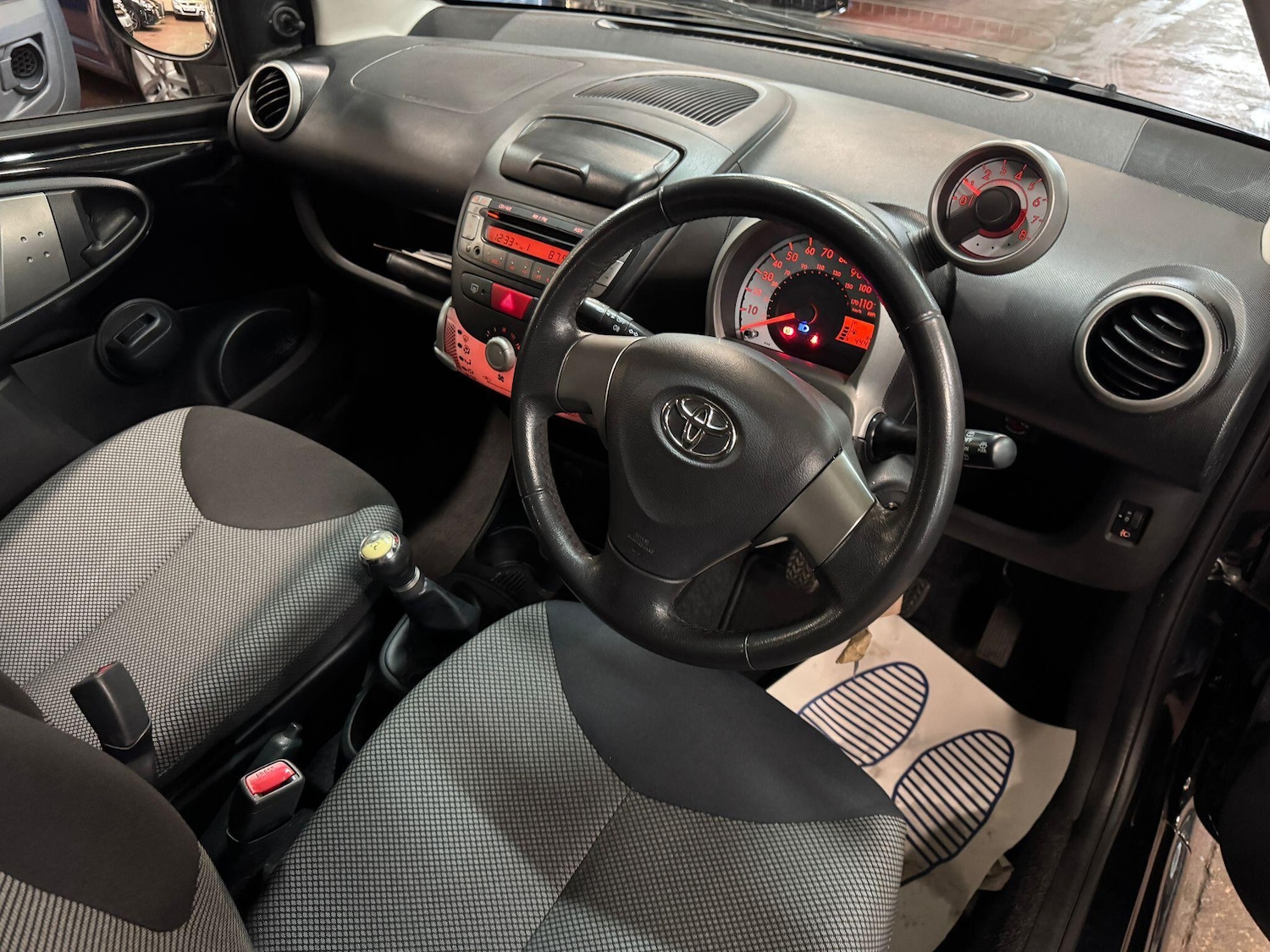 Used Toyota AYGO 2014 for sale - 77175457: Photo 11