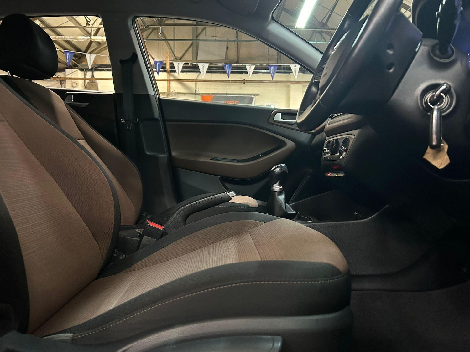 Used Hyundai i20 2016 for sale - 76473266: Photo 10