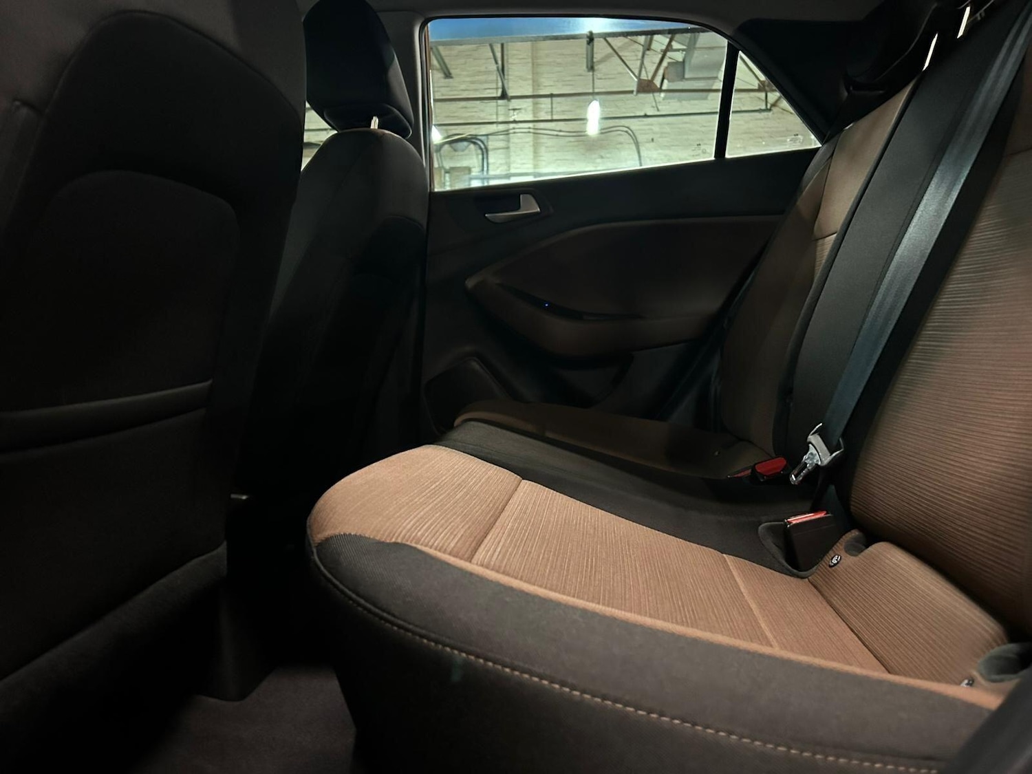 Used Hyundai i20 2016 for sale - 76473266: Photo 19