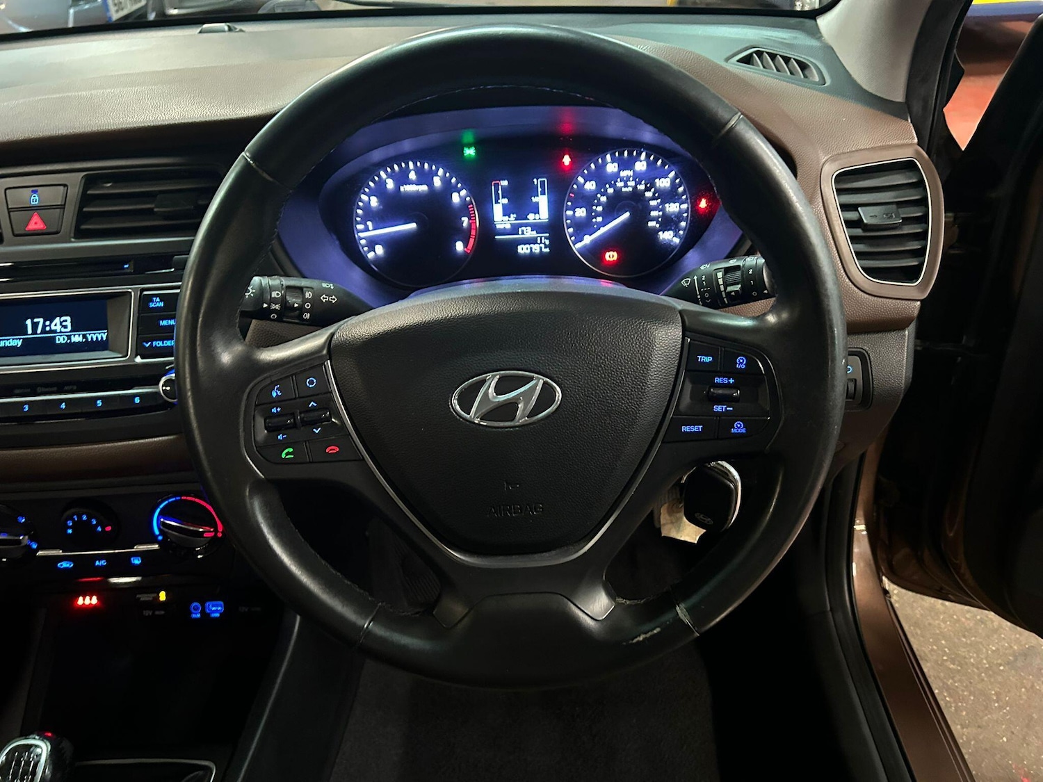 Used Hyundai i20 2016 for sale - 76473266: Photo 20