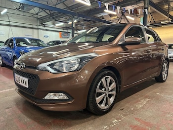 Used Hyundai i20 2016 for sale - 76473266: Photo