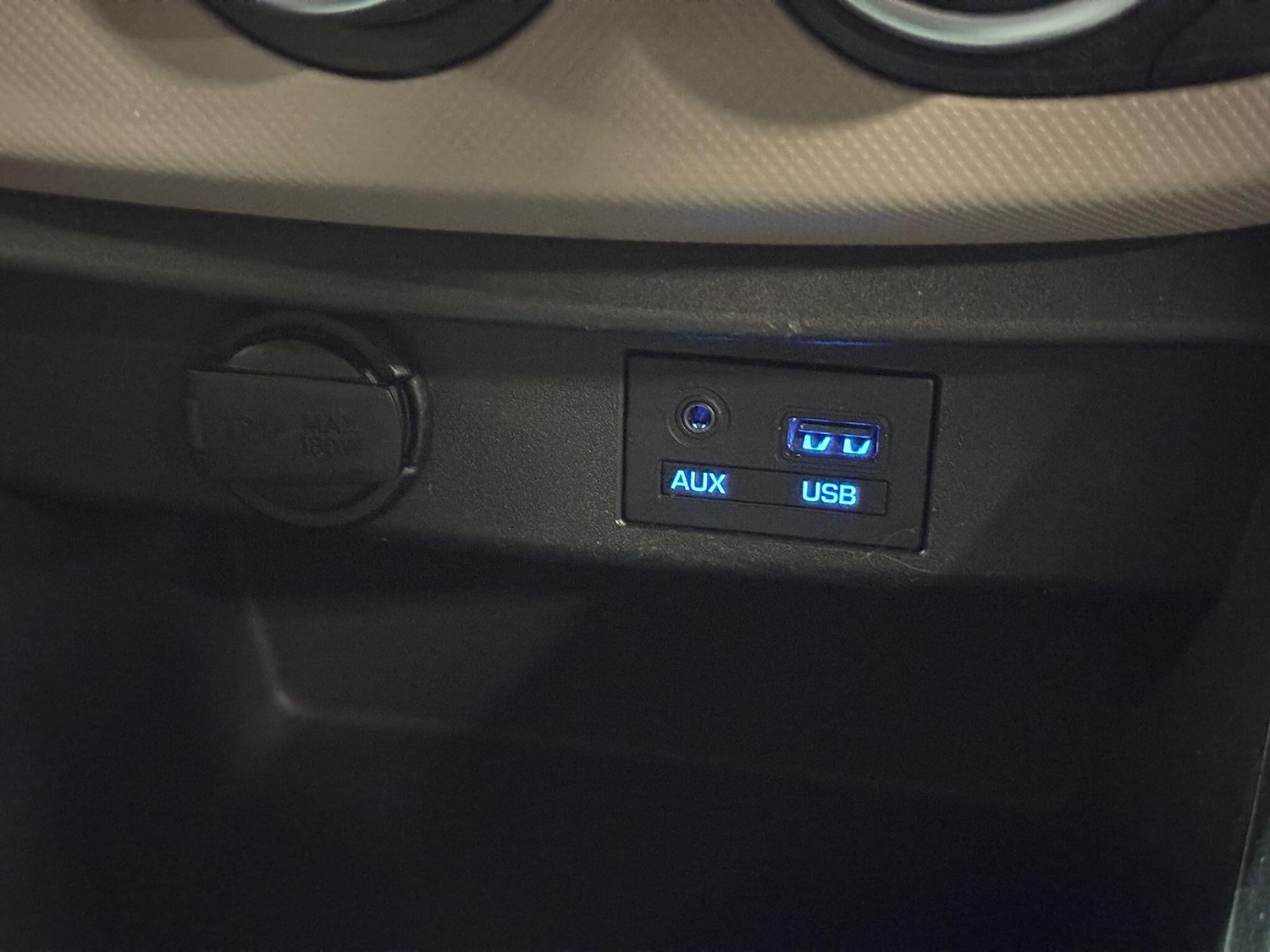 Used Hyundai i10 2015 for sale - 77155925: Photo 30